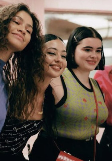 Eyforiya 1-2-3-4-5-6-7-8-9-10-11-12-14-15-20-30 Qism Aqsh seriali Uzbek o'zbek tilida barcha qismlar